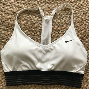 Nike Indy Cooling Bra, size small